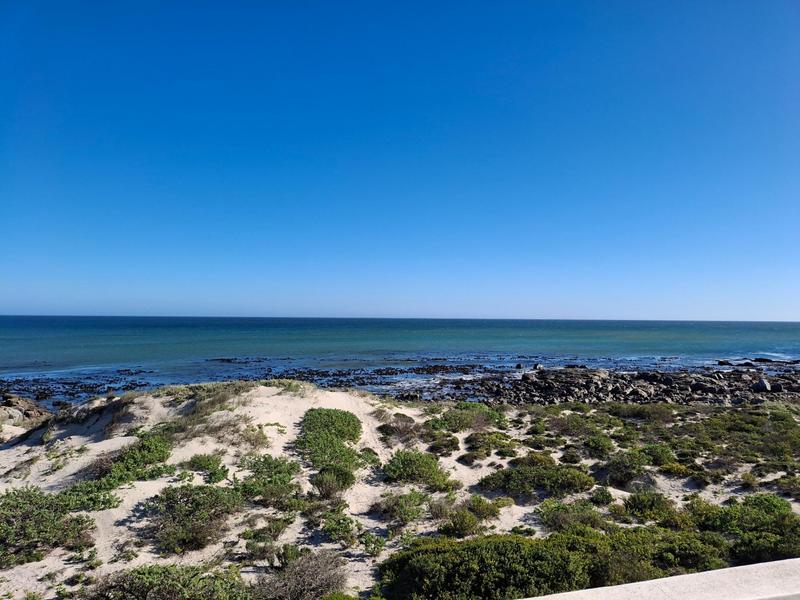 6 Bedroom Property for Sale in Duyker Eiland Western Cape